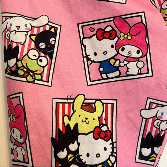Sanrio Kids Girls Pink Hello Kitty & Friends Character Pajama Set - Picture 7 of 10